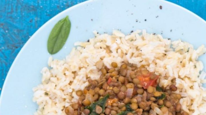 Deliciosas y económicas: Así se preparan las lentejas con arroz
