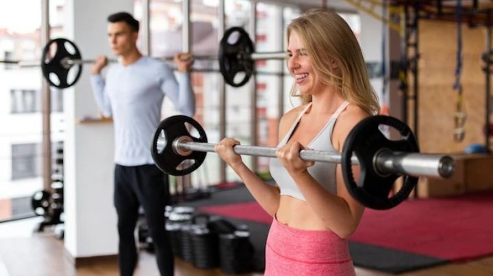 Gana resistencia y fuerza muscular practicando 'Body pump'