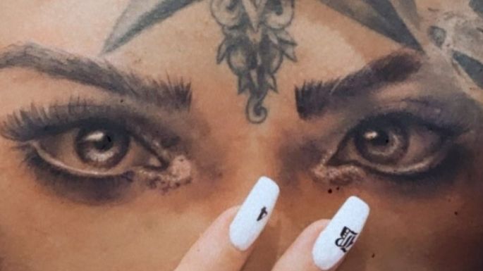 ¿Te hiciste un tatuaje de tu ex como Christian Nodal? Así puedes eliminarlo