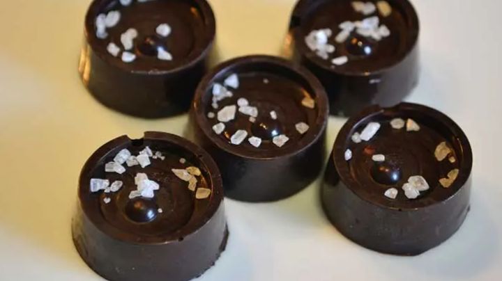 ¡Para los amantes de los postres! Bombones de chocolate con caramelo