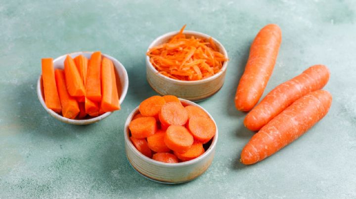 Un snack muy saludable: Crujientes chips de zanahoria con un toque tomillo