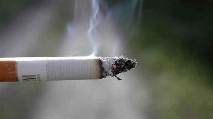 ¡Ten cuidado! Convivir con personas que fuman aumenta el riesgo de padecer artritis