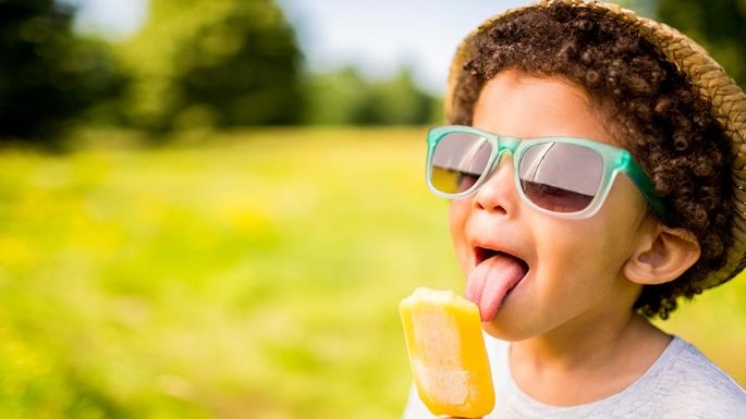 Cuida su boquita: Problemas dentales comunes en niños durante la época de calor