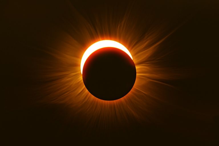 Efectos del eclipse sola sobre Escorpio