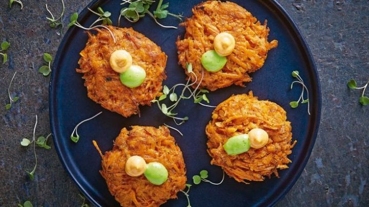 Para la hora del desayuno: Dulces y saludables tortitas de avena con zanahoria