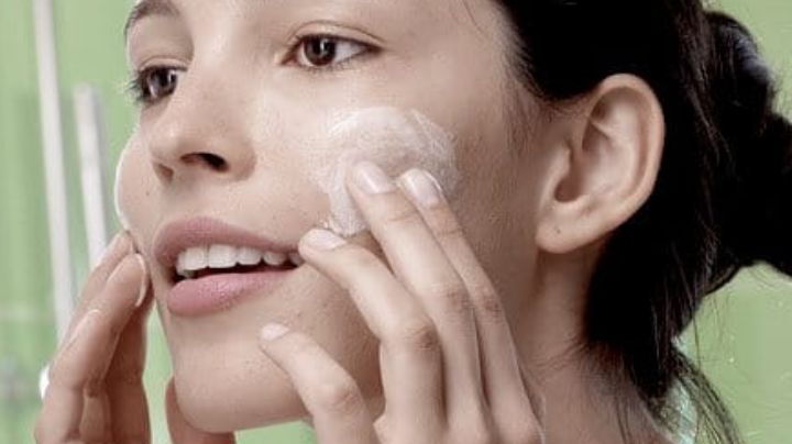 Tónico de perejil y limón: ¿Cuáles son todos los beneficios que tiene para tu rostro?