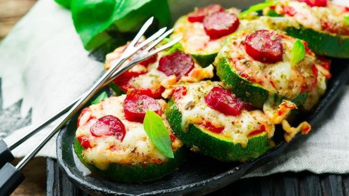 Pizzas divertidas para los más pequeños: Mini pizzas de calabacín