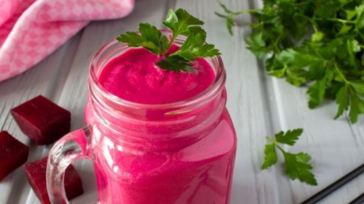 ¡Te fascinará su sabor! Batido de frambuesa con betabel