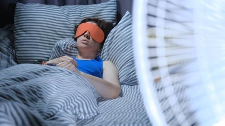Tips que te ayudarán a dormir bien en temporada de mucho calor