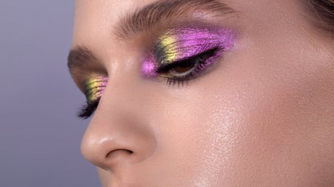 Resalta tu belleza al instante con el maquillaje "ojos líquidos" ¿Ya lo conoces?