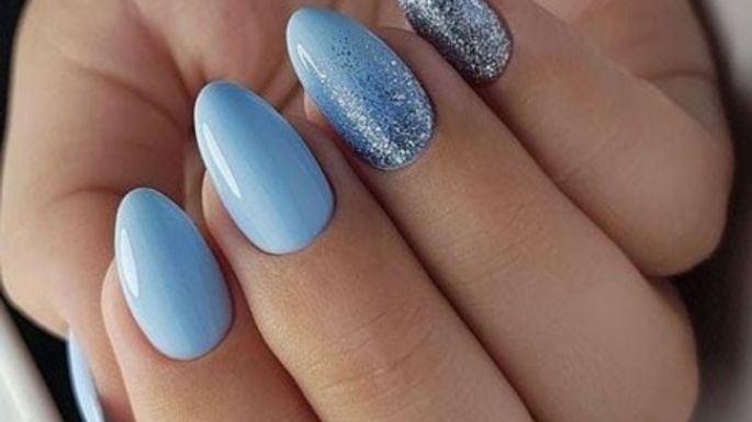 Uñas como el cielo: Diseños en color azul para unas manos bonitas y alegres