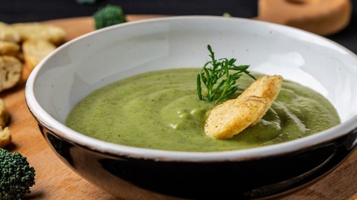 Elimina todo lo malo de tu organismo comiendo esta rica sopa detox de vegetales