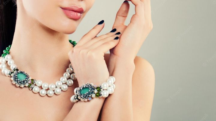 Joyas para armar looks 'color block' y ser parte de esta tendencia de colores