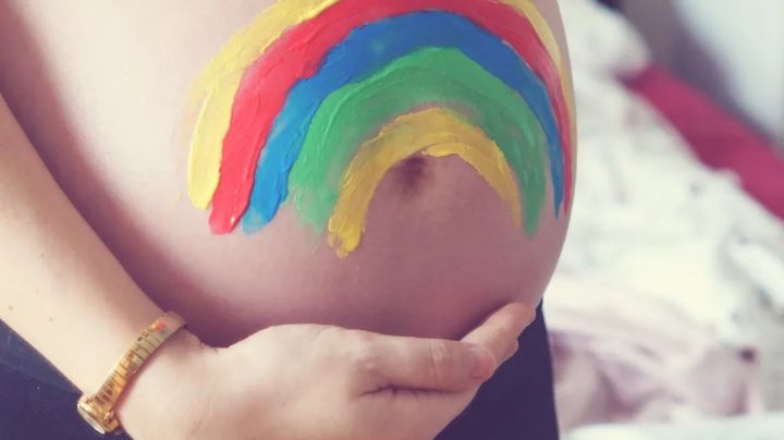 Bebés arcoíris: Qué son y cómo llegan a dar mucha alegría a los hogares