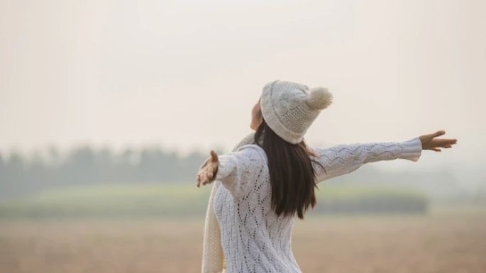 Aumenta tu bienestar emocional siguiendo tres sencillos hábitos