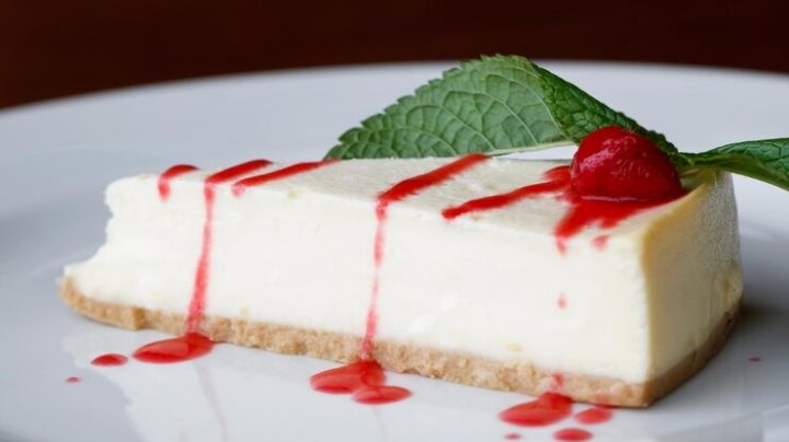Un rico postre para mamá: Receta para preparar una tarta fría de queso