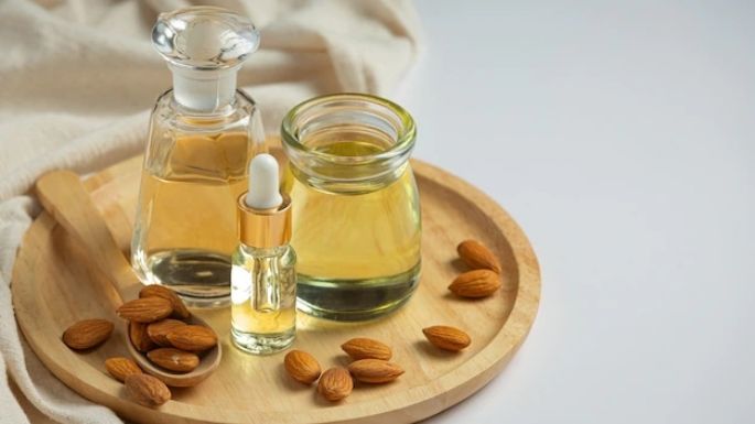 Elimina las arrugas de manera natural con este suero de aceite de almendras y café