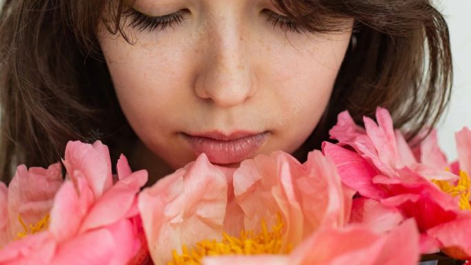 Peonía, la flor que puede ayudar a que tu piel luzca siempre joven y luminosa