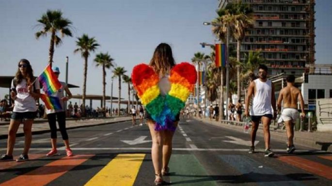 ¿Irás a tu primer Pride? Consejos para prepararte para la marcha del Orgullo LGBT