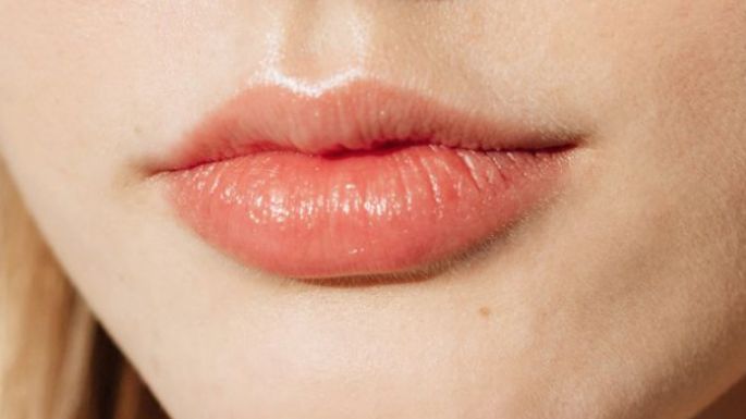 Labios más carnosos y jugosos con la técnica 'acuarela lips'; entérate de qué se trata