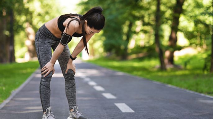 ¿Exhausta? Reduce la fatiga tras haber corrido con estos métodos de recuperación