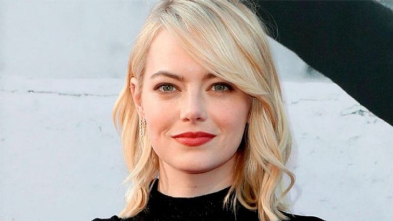 Emma Stone es fan del flequillo de lado