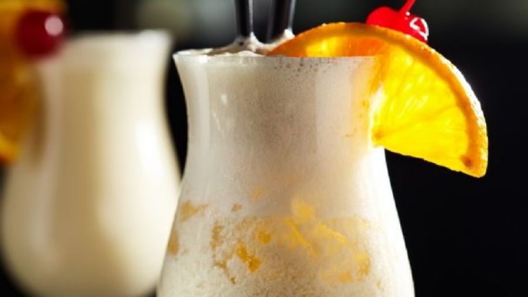 Piña colada con naranja