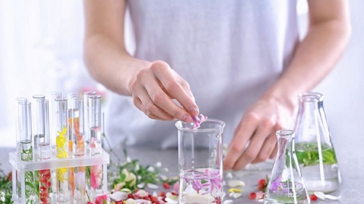 Perfume de flores: Aprende a hacer tu propia fragancia en casa y ahorra tu dinero