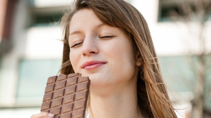 El chocolate amargo sería tu mejor aliado para cuidar de tu corazón, según la ciencia