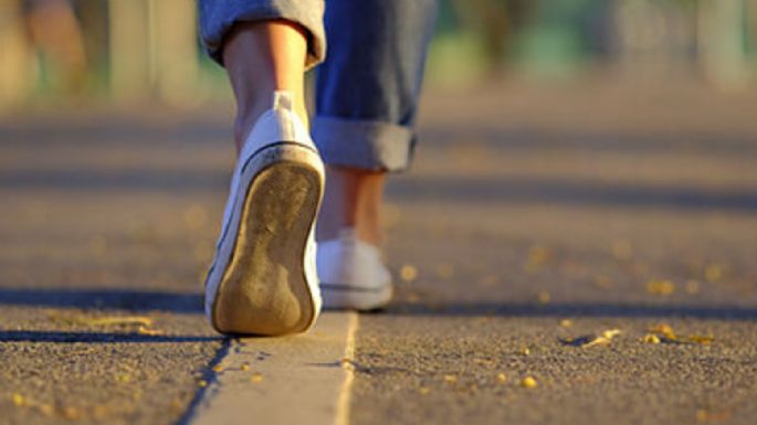 Por está importante razón necesitas comenzar a caminar justo después de comer