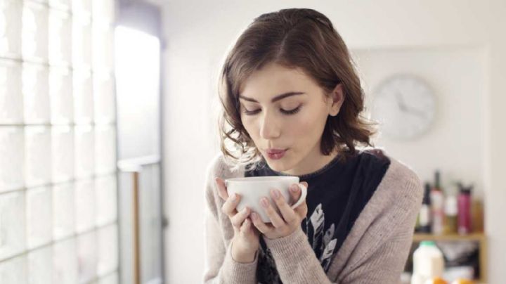 Cómo descubrir qué estás tomando demasiado café para detenerte antes de dañar tu salud