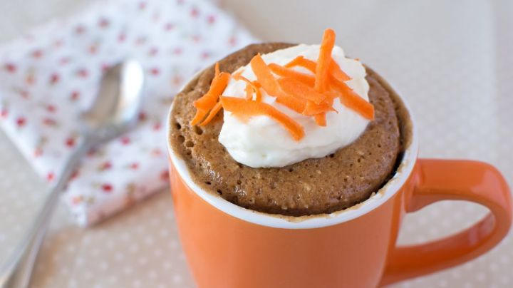 Postre para 1: Prepara un 'mug cake' de zanahoria en sólo 10 minutos