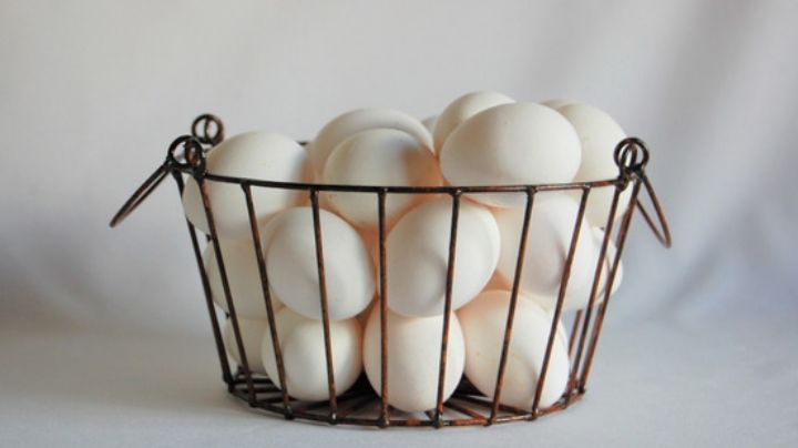 ¿Vas al mercado? 2 recomendaciones para que los huevos no se rompan