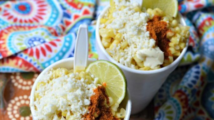 Prepara estos deliciosos esquites en sartén para olvidarte de los antojos