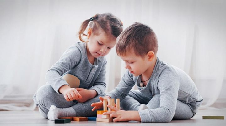 ¿Bebé nuevo? Claves para tratar los celos entre hermanos con el método Montessori