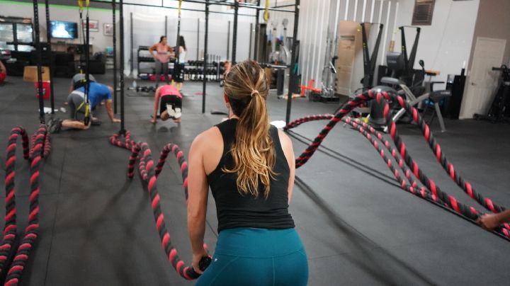 Errores comunes que cometen los principiantes en 'crossfit', evítalos