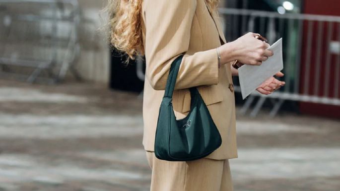 Bolso Hobo:  La tendencia ideal para crear un atuendo práctico y a la moda