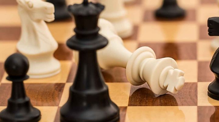 Conoce los beneficios mentales que jugar ajedrez puede ofrecerte