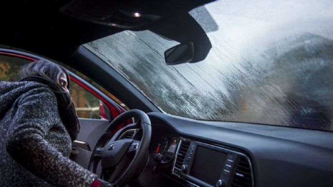 Temporada de lluvias: Así es cómo debes desempañar los vidrios de tu carro