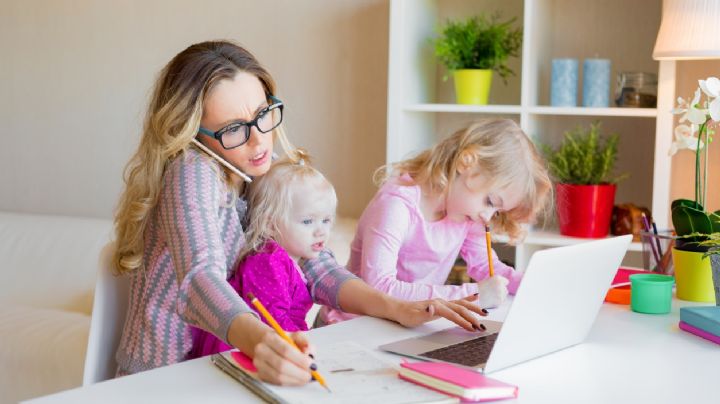 4 consejos para teletrabajar serenamente mientras cuidas a tus hijos