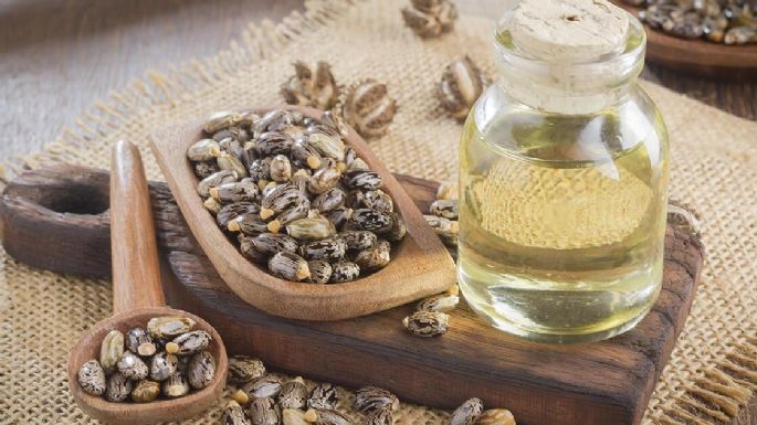 Beneficios del aceite de ricino para el rostro; ¿Qué esperas para integrarlo a tu rutina?