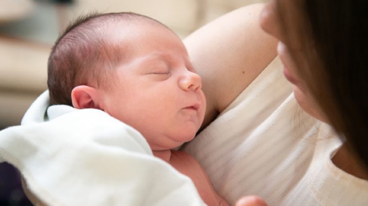 Atención mamás primerizas: 5 cosas que no debes de hacer con tu bebé, según pediatras