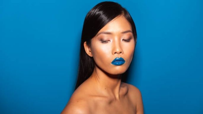 Labial azul: Atrévete a llevar este fabuloso color para lucir como una estrella