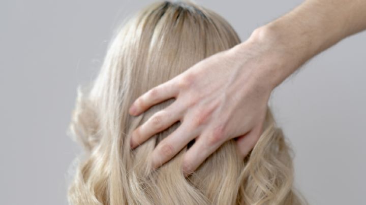 3 maneras efectivas y sencillas de hidratar tu cabello después de una decoloración