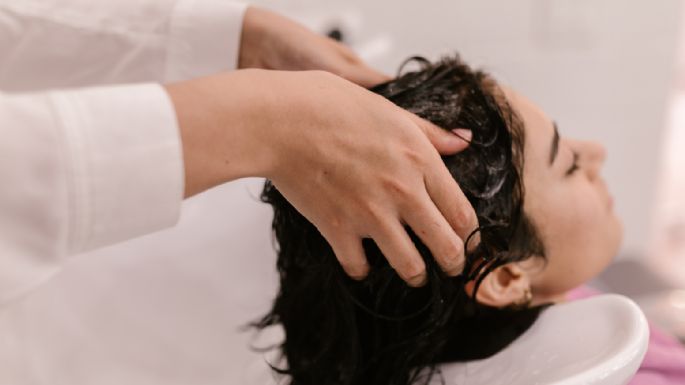 'Mindfulness' capilar o 'Mindwash': La tendencia de autocuidado para un cabello radiante