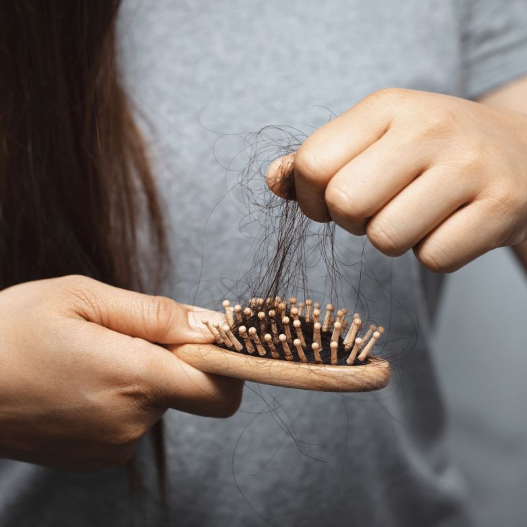 El cabello puede disolverse gracias a la combinación de productos naturales