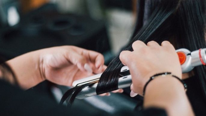 ¿Cómo limpiar la plancha de cabello? Te compartimos cómo mantenerla en buen estado