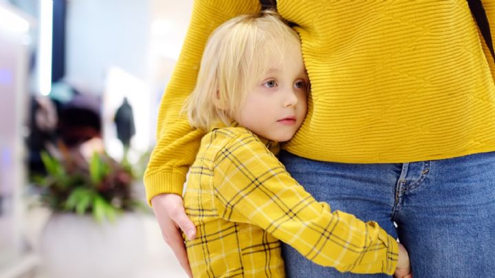 3 cosas que no debes de hacer si tienes un hijo tímido para evitar presionarlo
