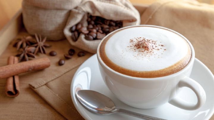 Resolvamos la duda: ¿Beber tazas de café diario hace que la piel envejezca con más rapidez?