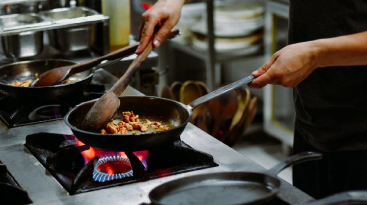 4 sencillos tips para que puedas cuidar el teflón de los sartenes de la cocina y evita gastar de más